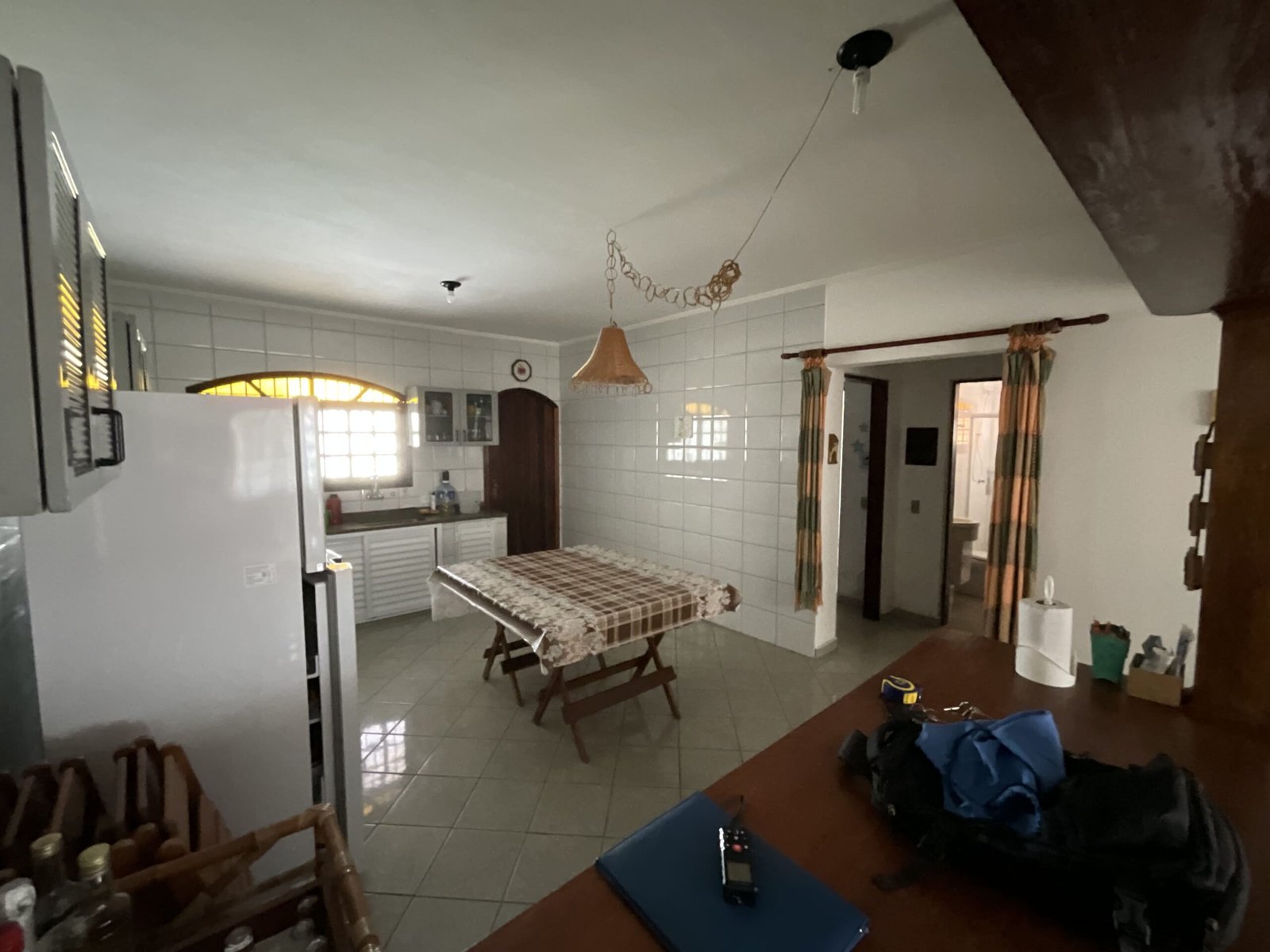 Okena Arquitetura por Mauricio Meggiolaro - Caraguatatuba - SP cozinha pedindo ajuda